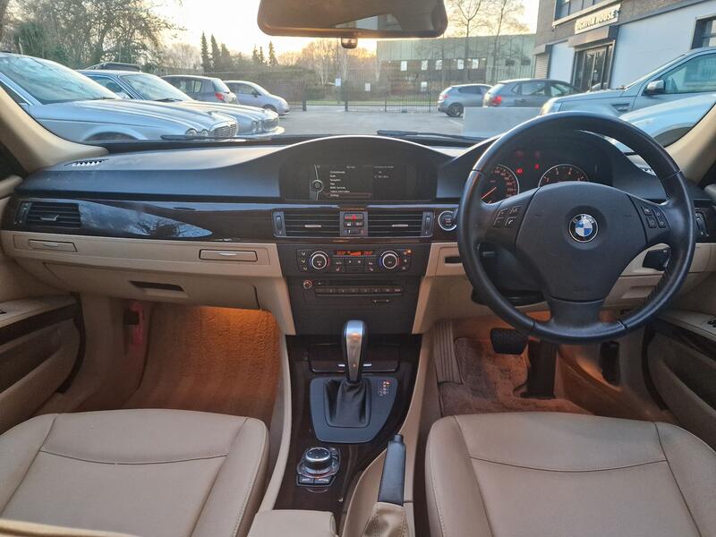 View BMW 3 SERIES 2.0 320i SE TOURING AUTOMATIC PETROL ULEZ COMPLIANT VERMILLIONROT METALLIC BEIGE LEATHER ONLY 26,000
