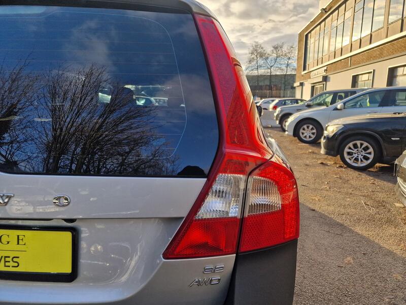 VOLVO XC70