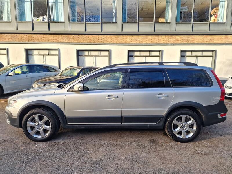 VOLVO XC70