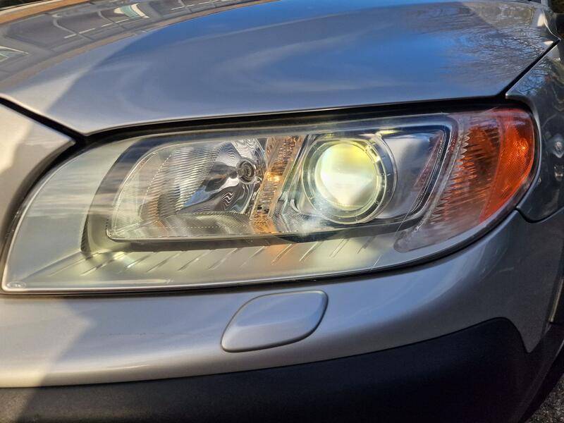 VOLVO XC70