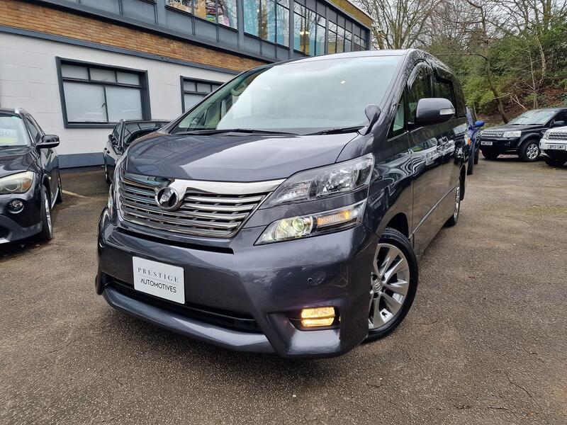 TOYOTA VELLFIRE