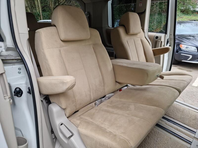 MITSUBISHI DELICA