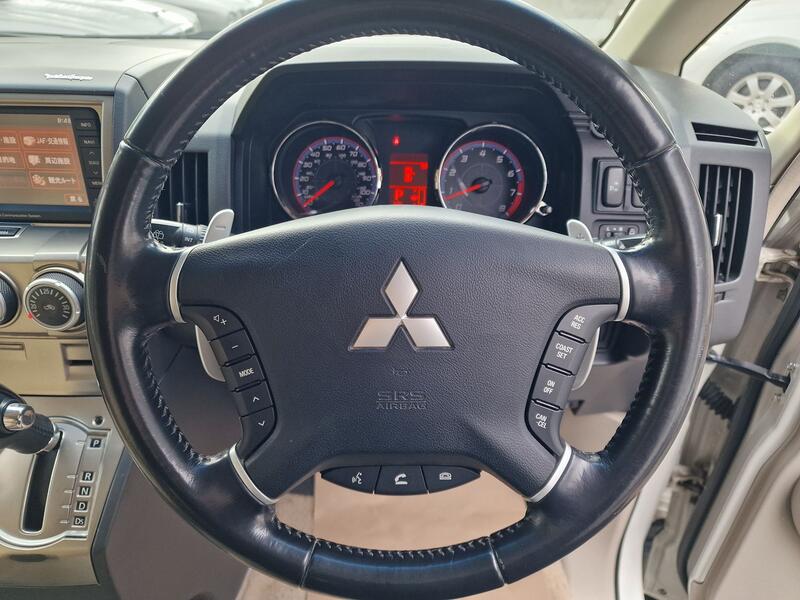 MITSUBISHI DELICA