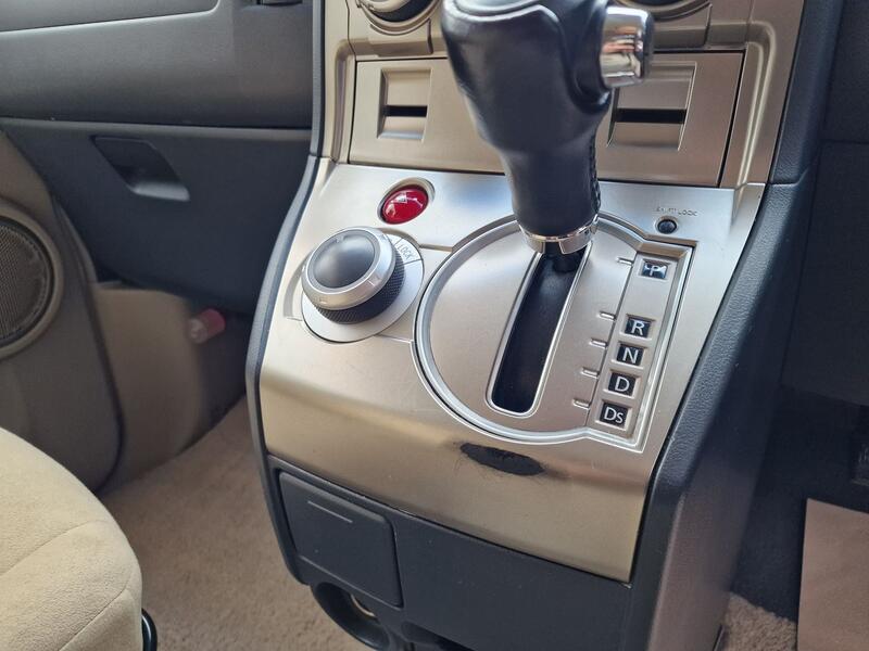 MITSUBISHI DELICA