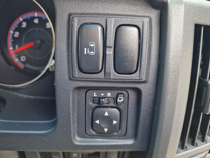 MITSUBISHI DELICA