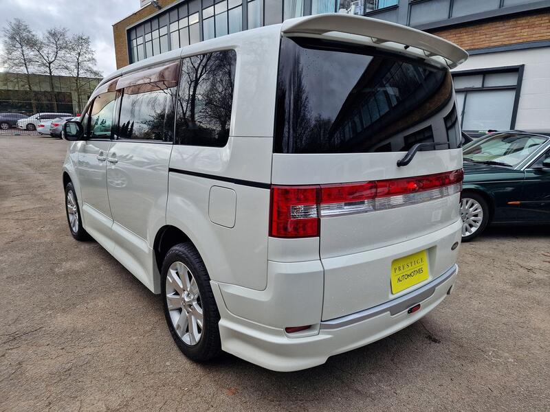 MITSUBISHI DELICA