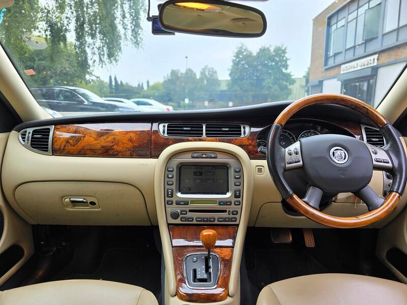 View JAGUAR X-TYPE 2.1 V6 SOVEREIGN PETROL ULEZ COMP ONLY 38,000 VERIFIED MILES CREAM LEATHER RUST FEE EXAMPLE IN PREPA