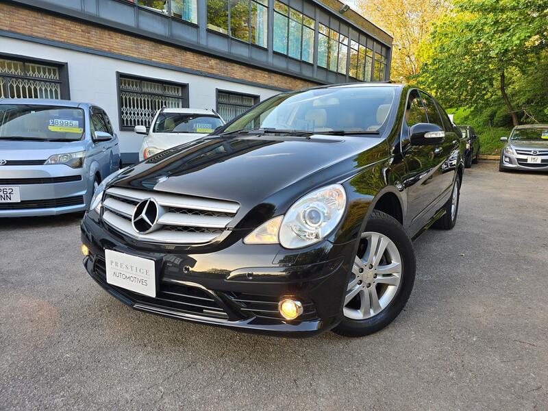 View MERCEDES-BENZ R CLASS 3.5 R350 4 MATIC AUTO PETROL ULEZ COMPLIANT 6 SEATER LUXUARY MPV TAN LEATHER CRUISE HEATED SEATS