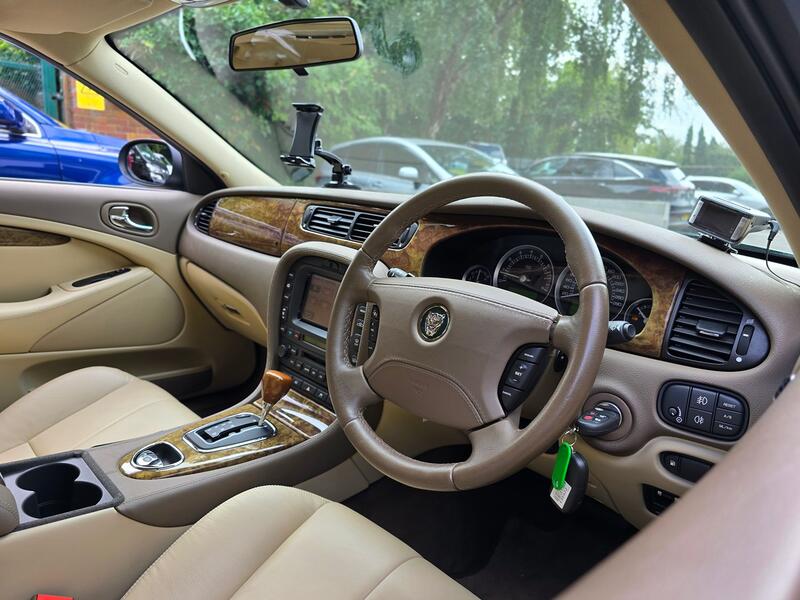 JAGUAR S-TYPE