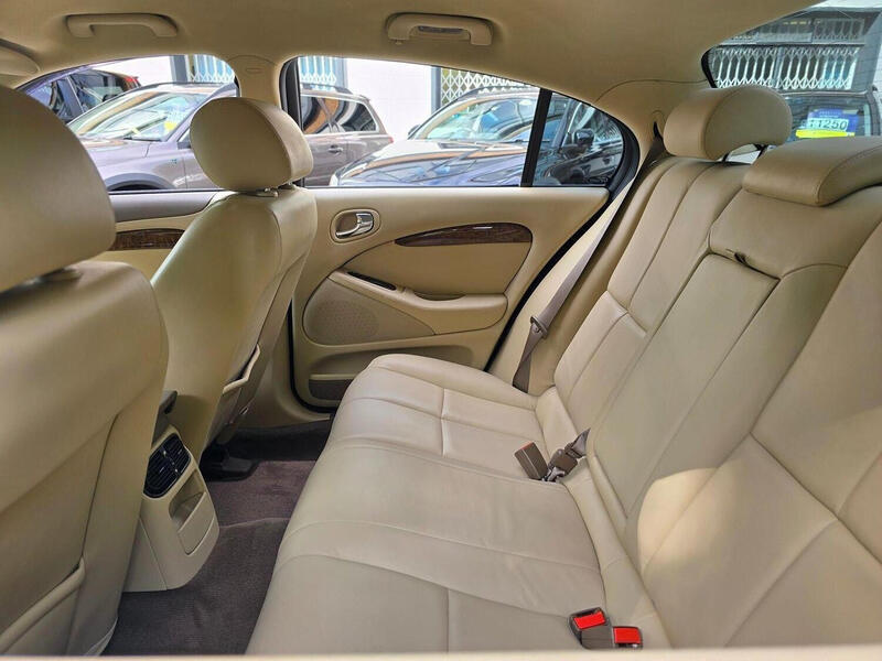 JAGUAR S-TYPE