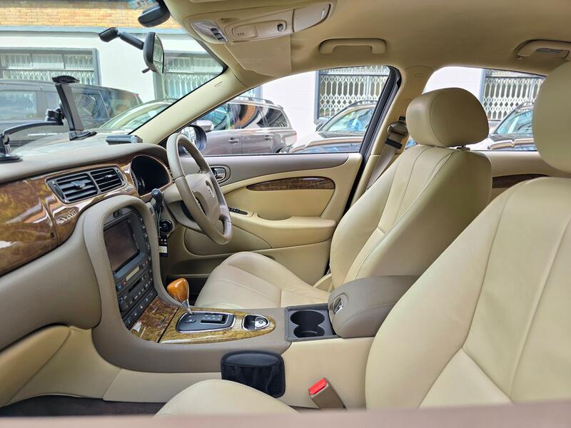 JAGUAR S-TYPE