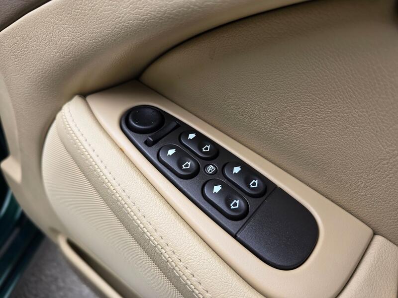 JAGUAR S-TYPE