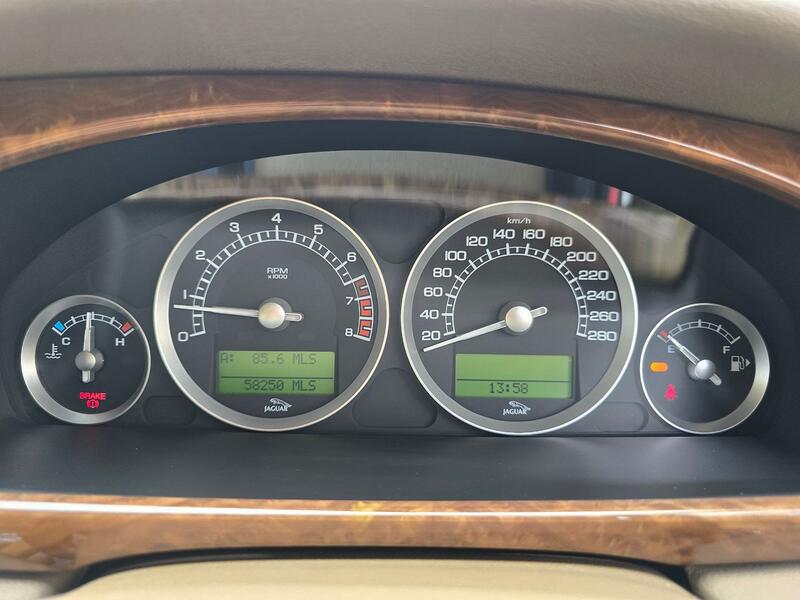JAGUAR S-TYPE