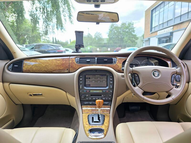 JAGUAR S-TYPE