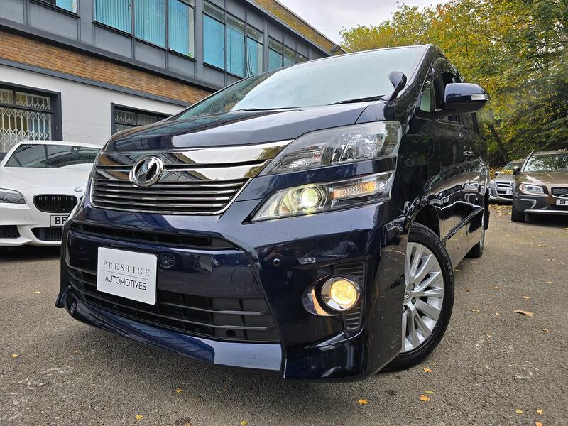 TOYOTA VELLFIRE