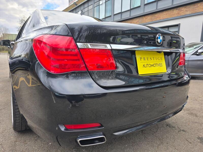 BMW 7 SERIES