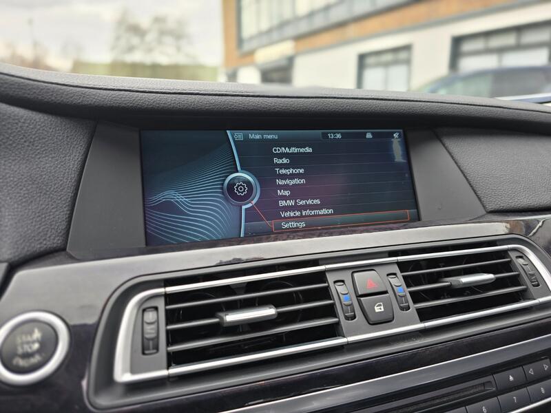 BMW 7 SERIES