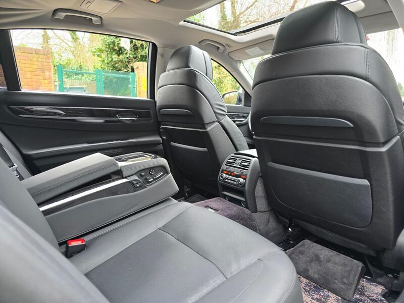 BMW 7 SERIES