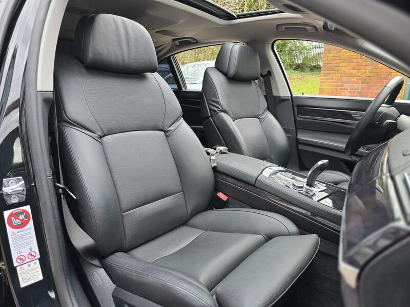 BMW 7 SERIES