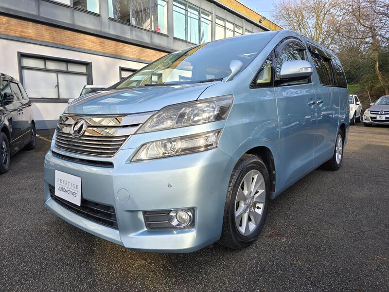 TOYOTA VELLFIRE