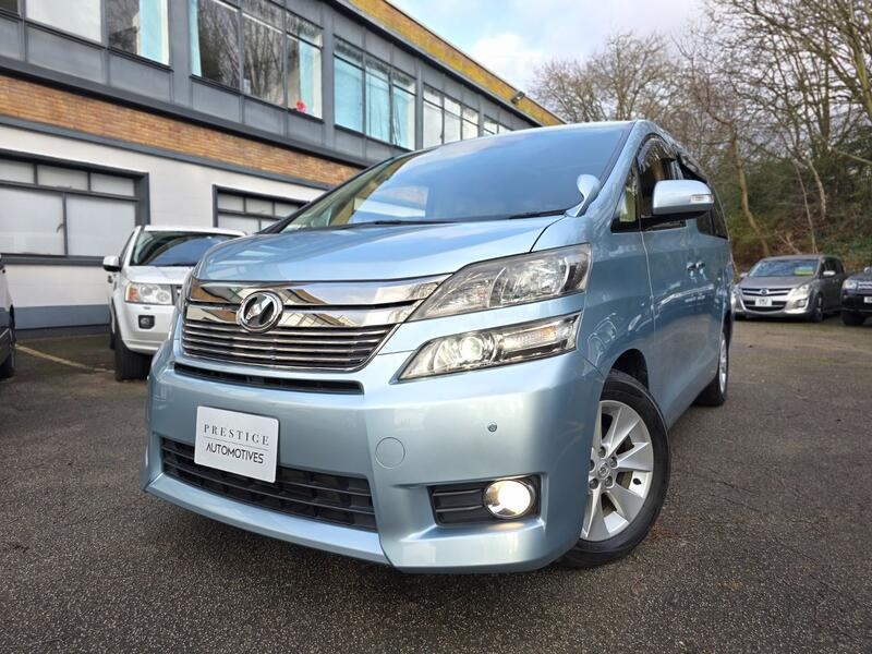 TOYOTA VELLFIRE