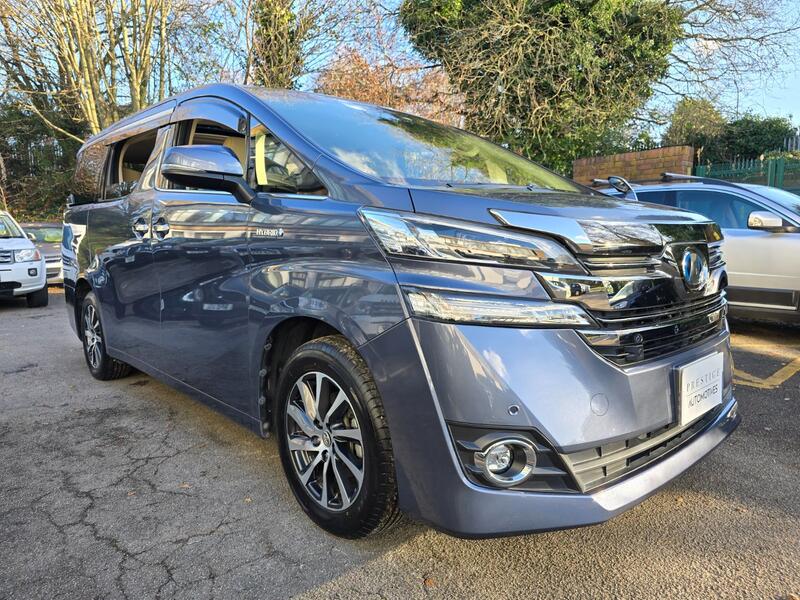 TOYOTA VELLFIRE