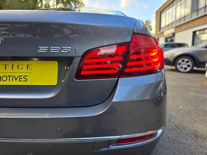 BMW 5 SERIES
