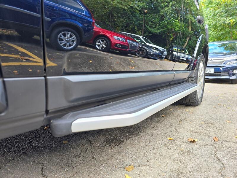 LAND ROVER DISCOVERY 4