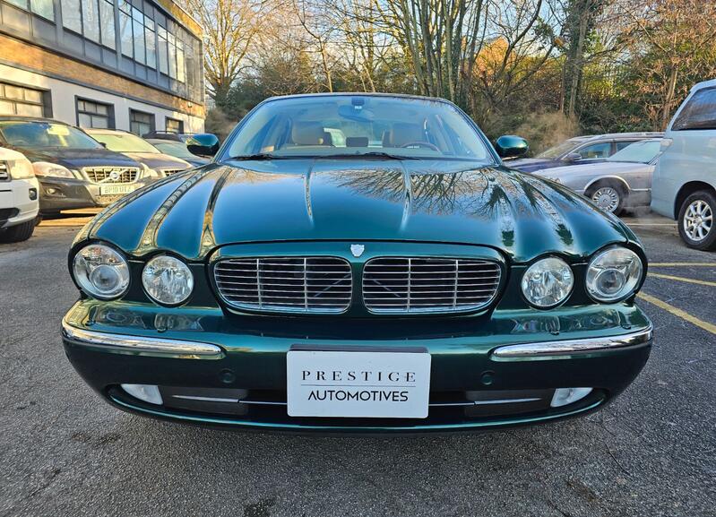 JAGUAR XJ