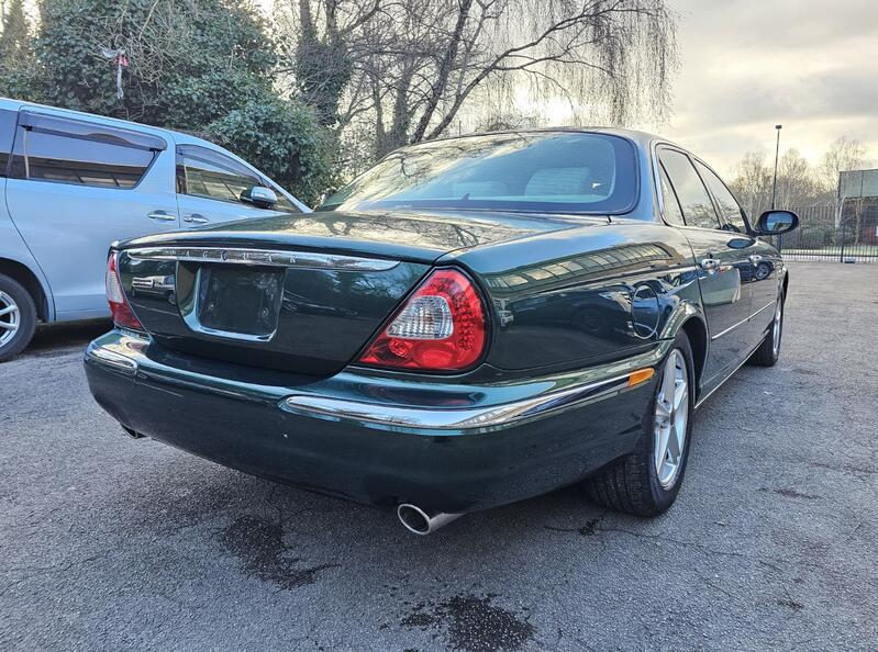 JAGUAR XJ
