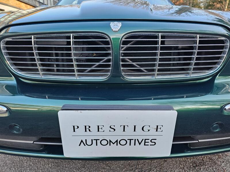 JAGUAR XJ