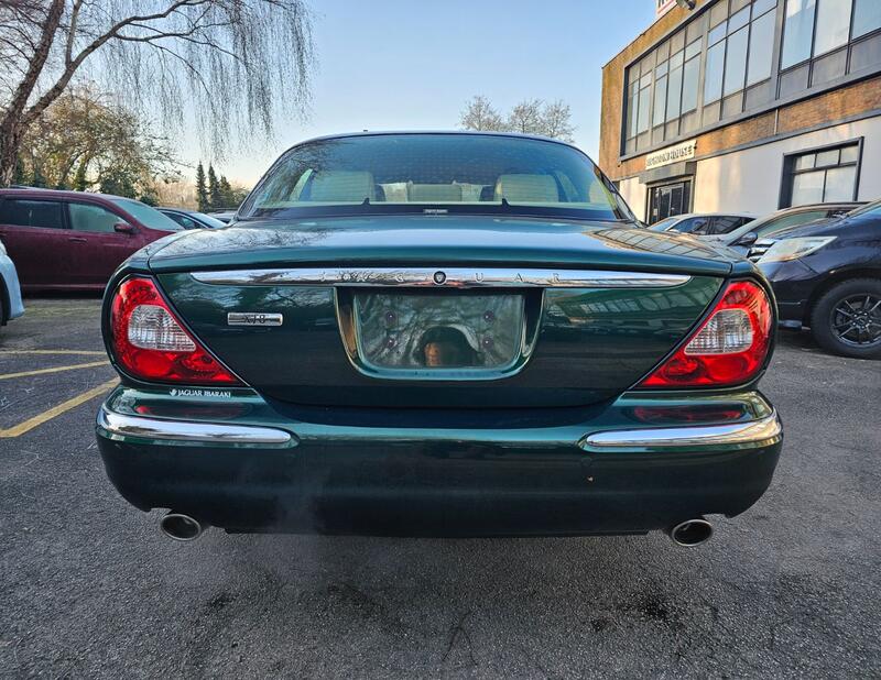 JAGUAR XJ