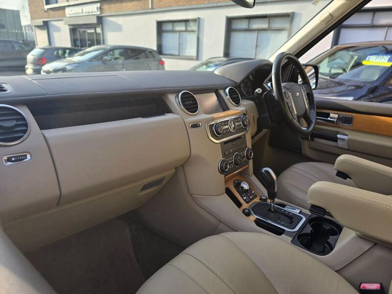 LAND ROVER DISCOVERY 4