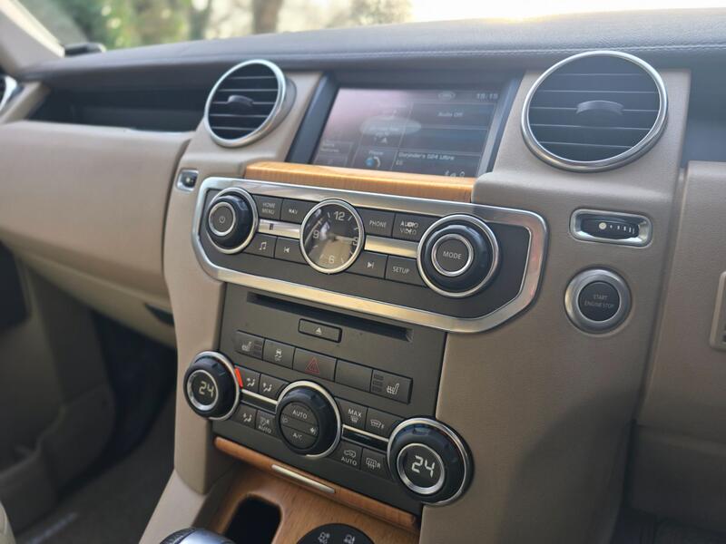 LAND ROVER DISCOVERY 4