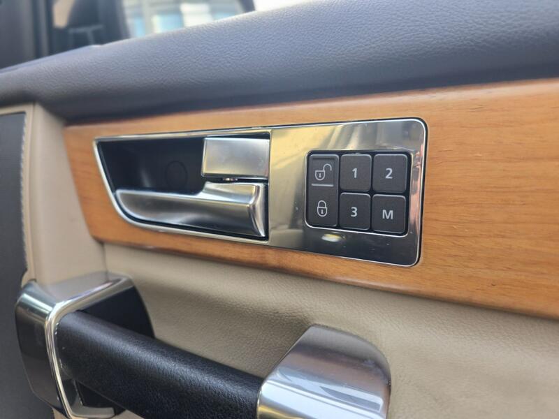 LAND ROVER DISCOVERY 4