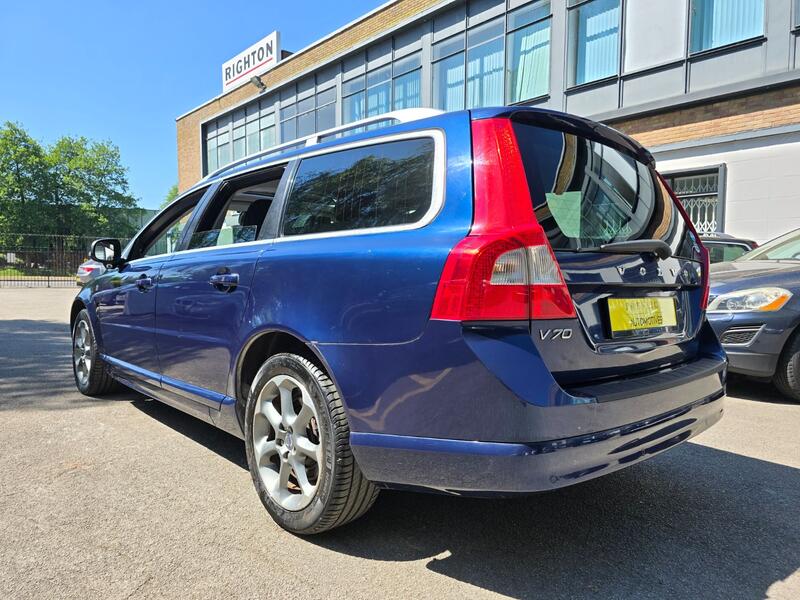 VOLVO V70