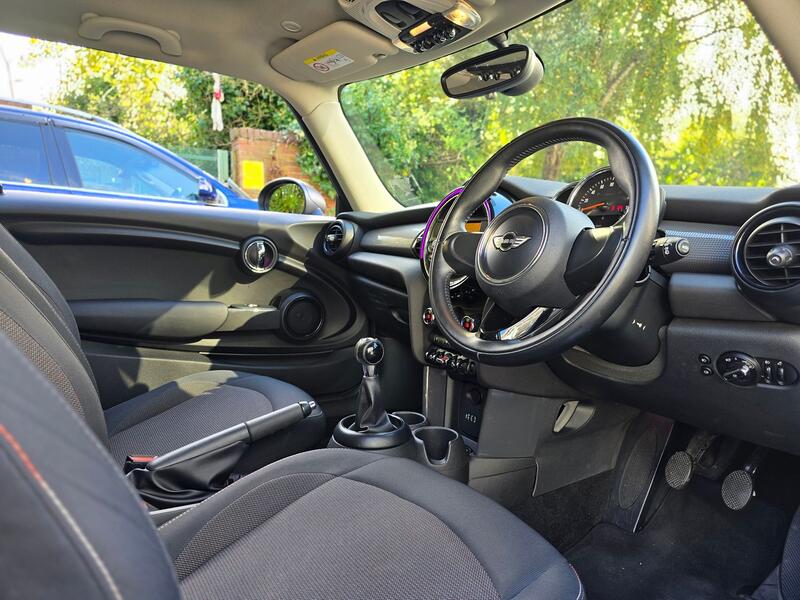 View MINI HATCH ONE PERFECT FIRST CAR VERY ECONOMICAL PREPARED TO A HIGH STANDARD 79K MILES GLOSS BLACK ALLOY W