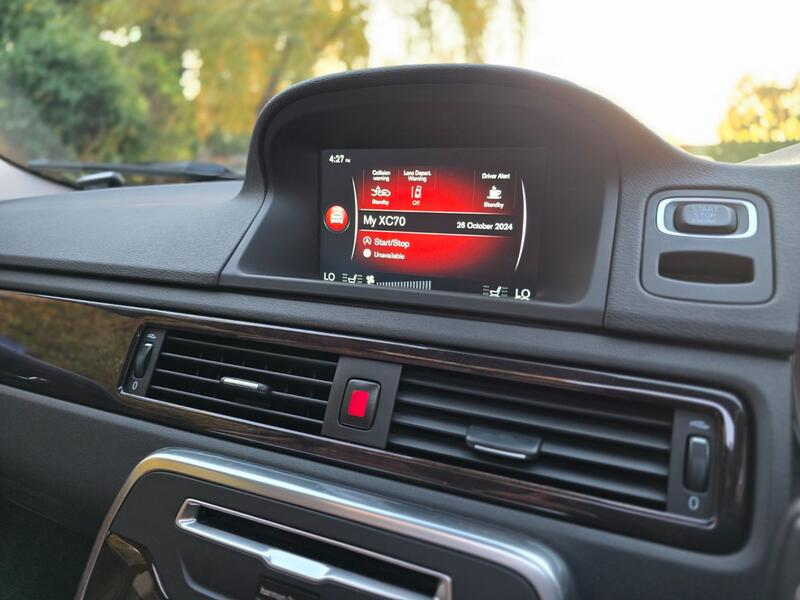 VOLVO XC70
