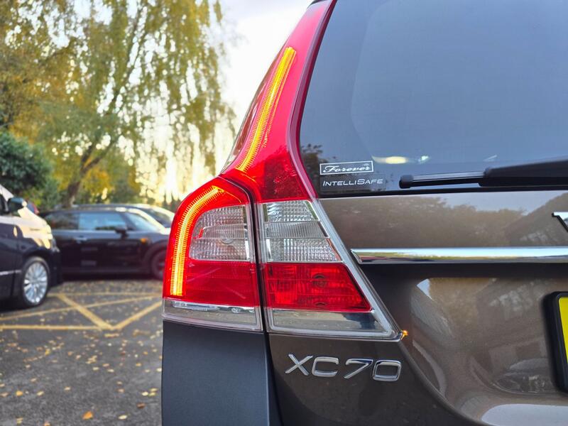 VOLVO XC70