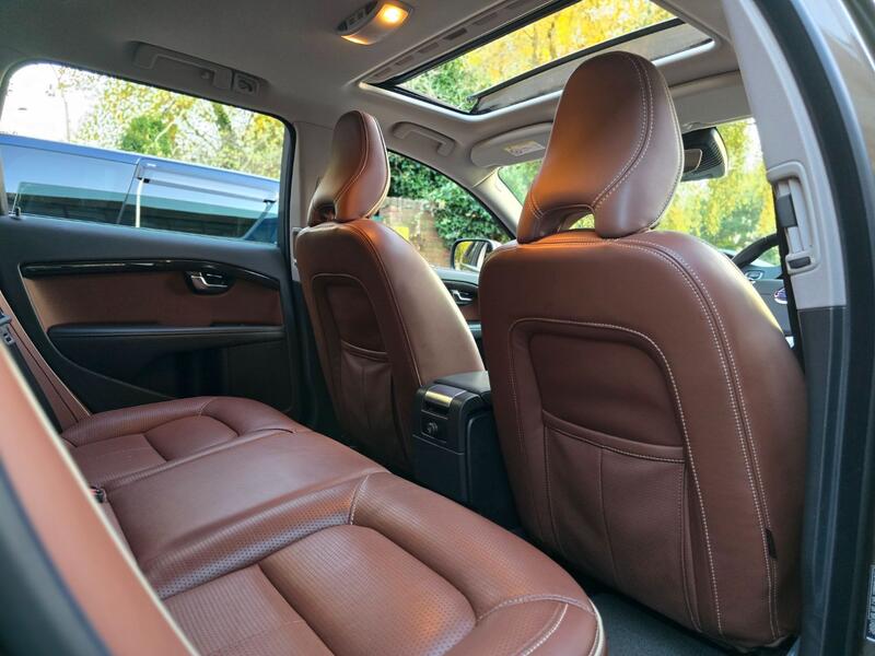 VOLVO XC70