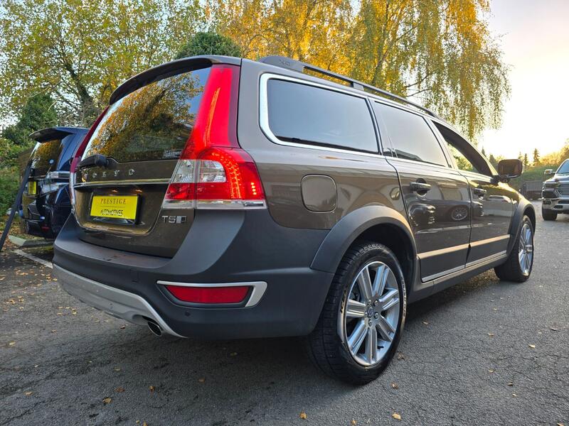 VOLVO XC70
