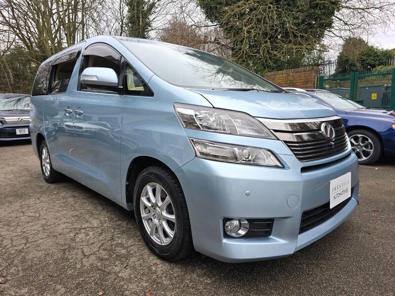 TOYOTA VELLFIRE