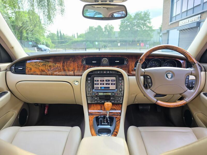 View JAGUAR XJ SALOON 3.5 V8 FUTURE CLASSIC VERY LOW MILEAGE ONLY 21,000 VERIFIED MILES FROM 19 INCH ALLOYS