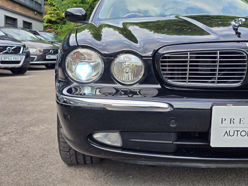 JAGUAR XJ