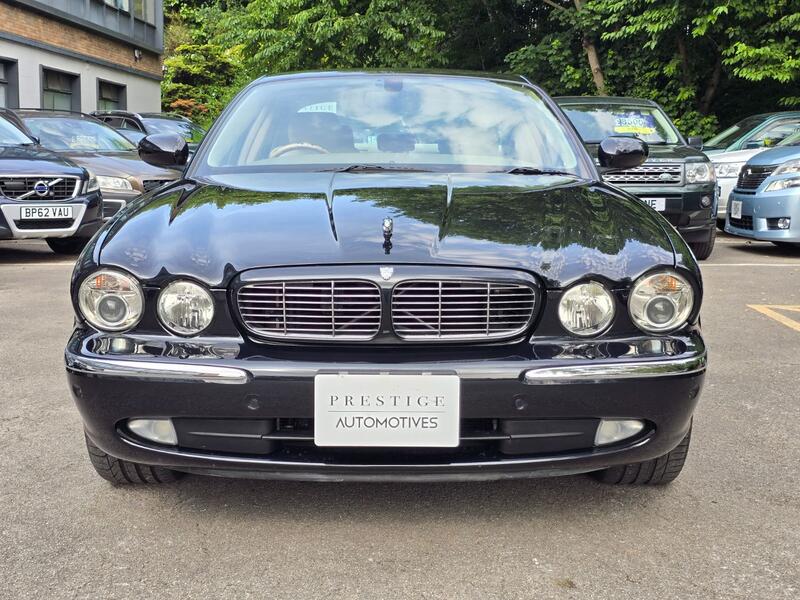 JAGUAR XJ