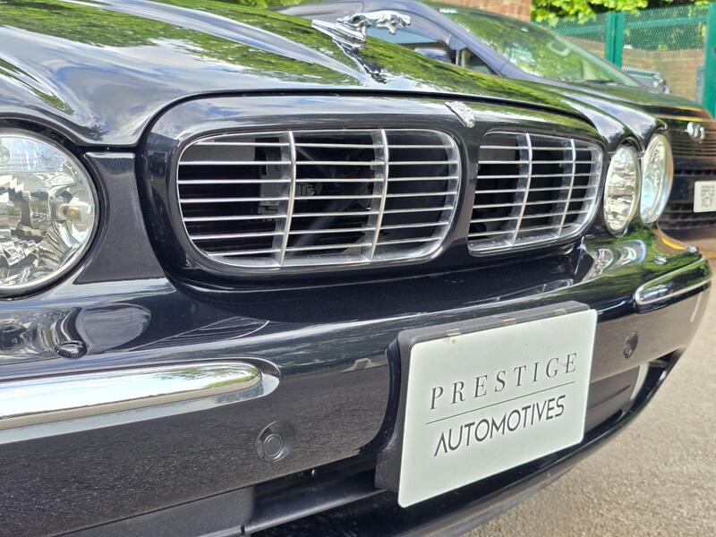 JAGUAR XJ