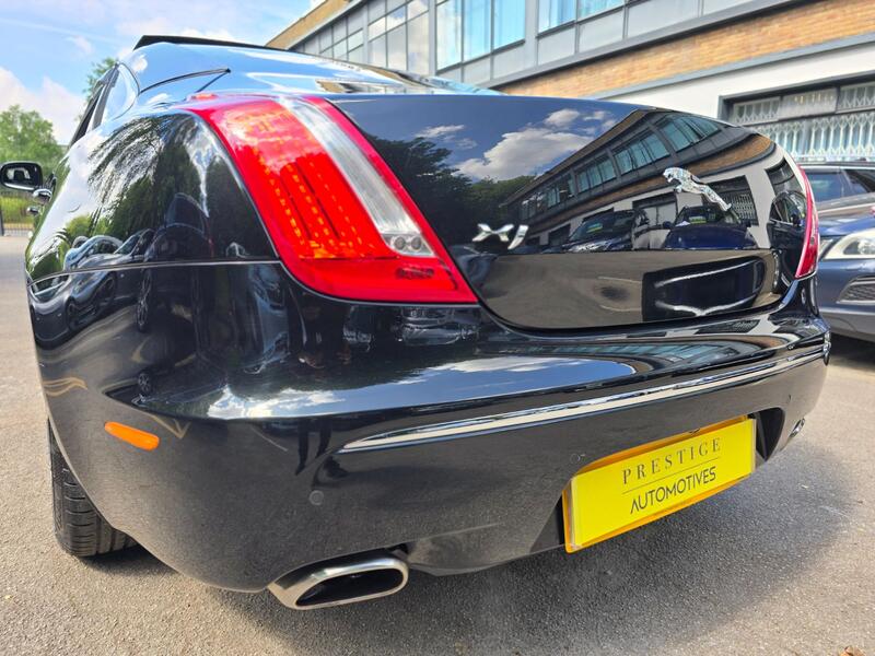 JAGUAR XJ