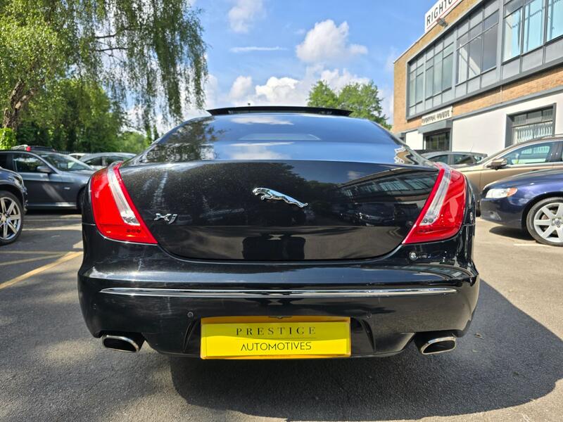 JAGUAR XJ