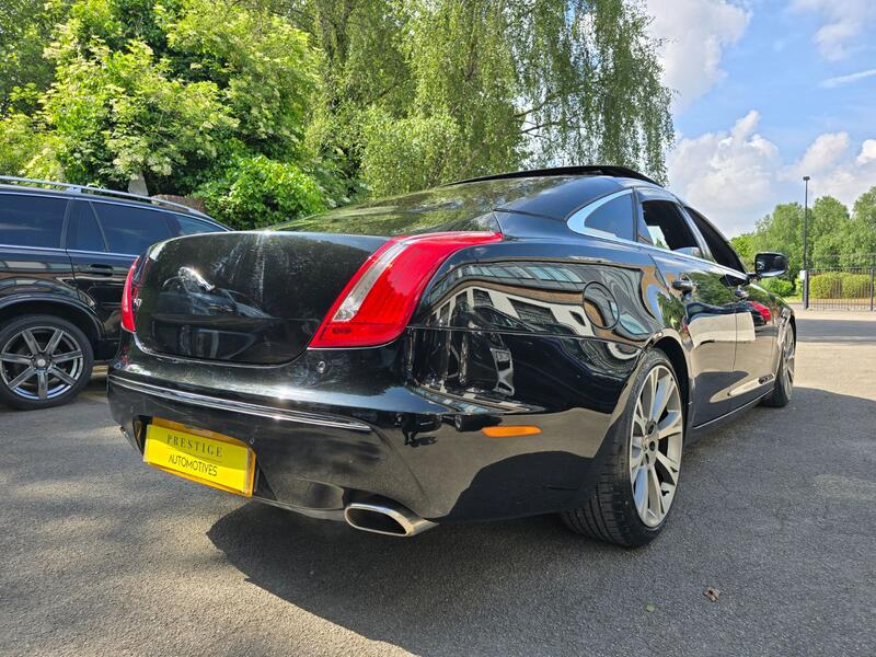 JAGUAR XJ