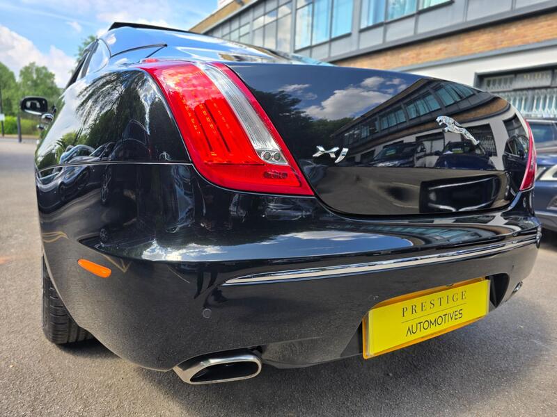 JAGUAR XJ